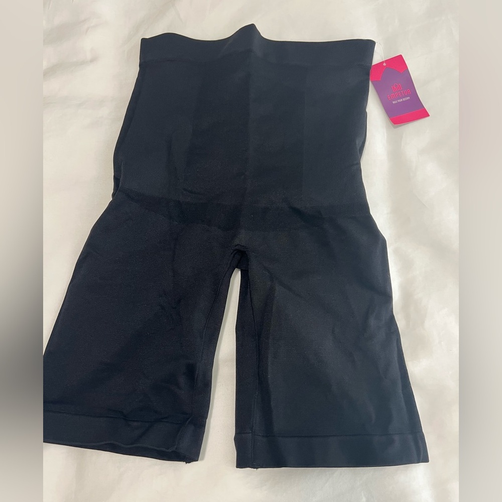 NWT, Empetua, Size XL/XXL black shapewear shorts